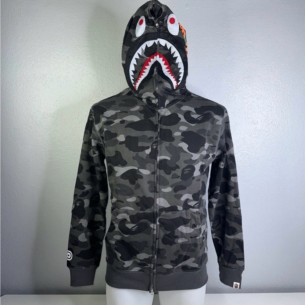 Bape 1st camo shark full zip hoodie size medium